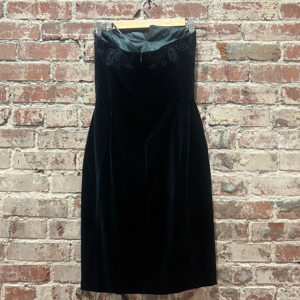 Vintage Escada Black Velvet Strapless Dress Size 40 or US‎ Size 6-8 - Picture 5 of 8